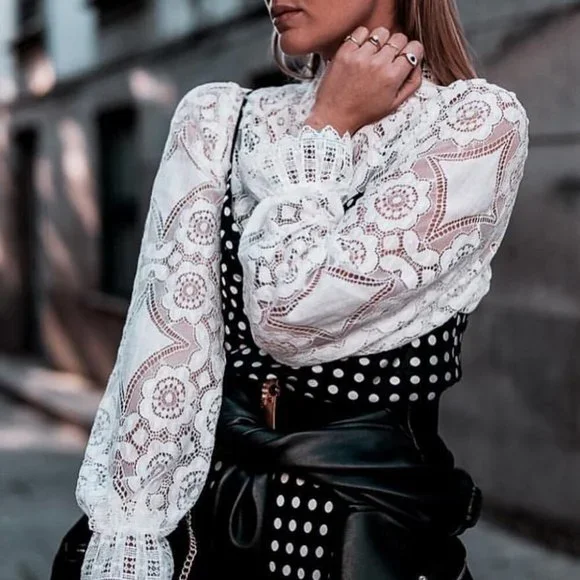 瑞【新品未使用】yilon FLEUR LACE BLOUSE ivory Fleur lace blouse – YILON